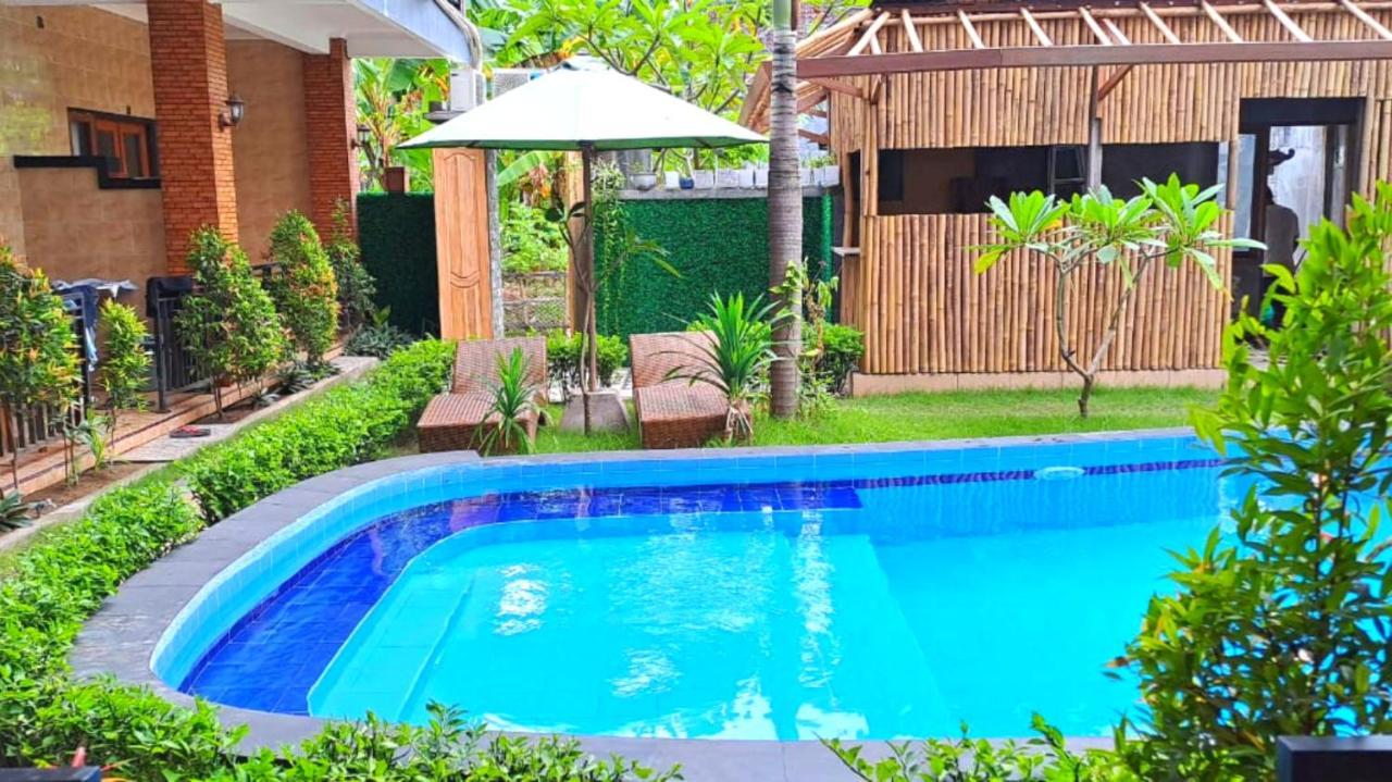 Wahyuga Sari Guest House Nita Salon & Spa Lembongan Eksteriør bilde