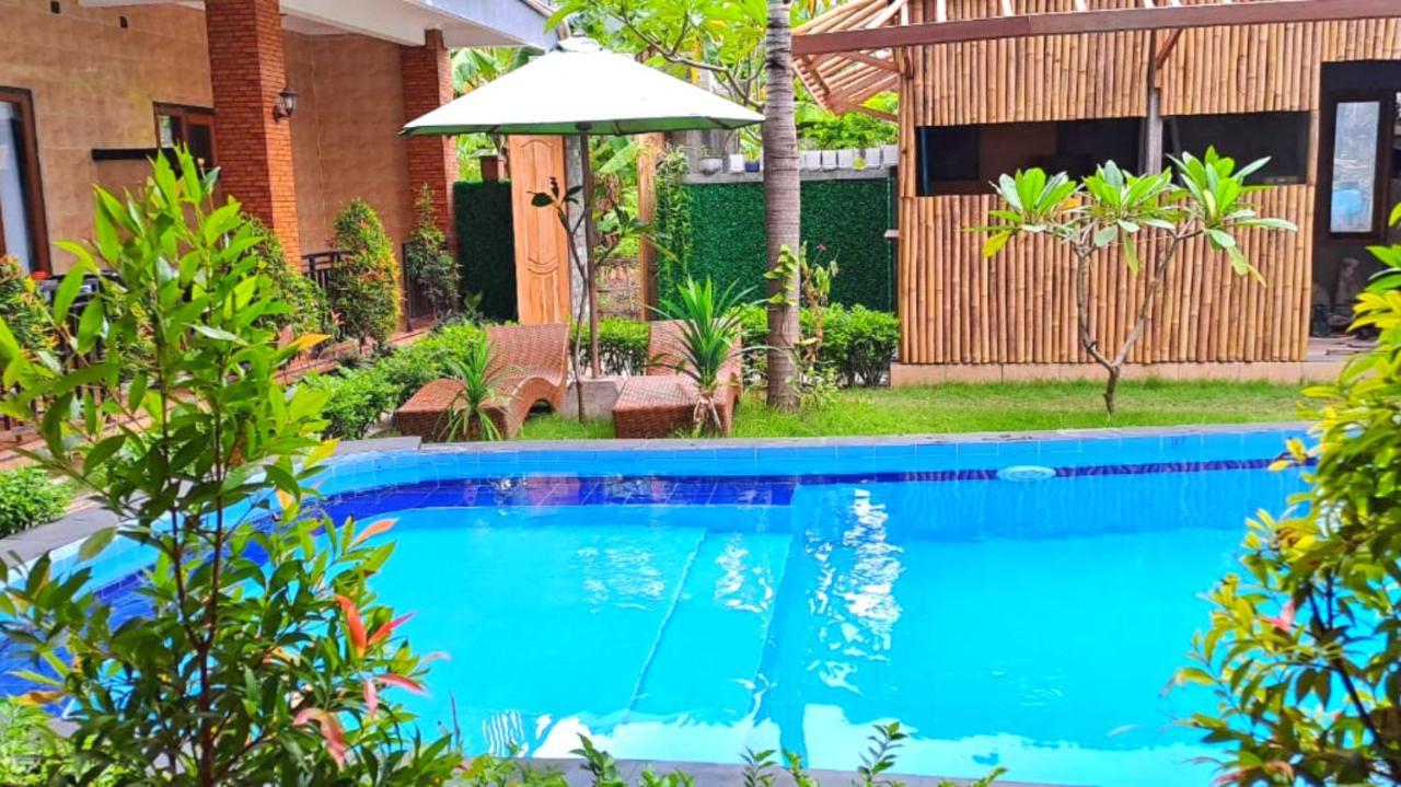 Wahyuga Sari Guest House Nita Salon & Spa Lembongan Eksteriør bilde